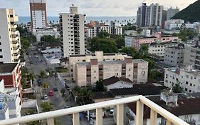 Cobertura Com Vista Para O Mar Em Guaruja
